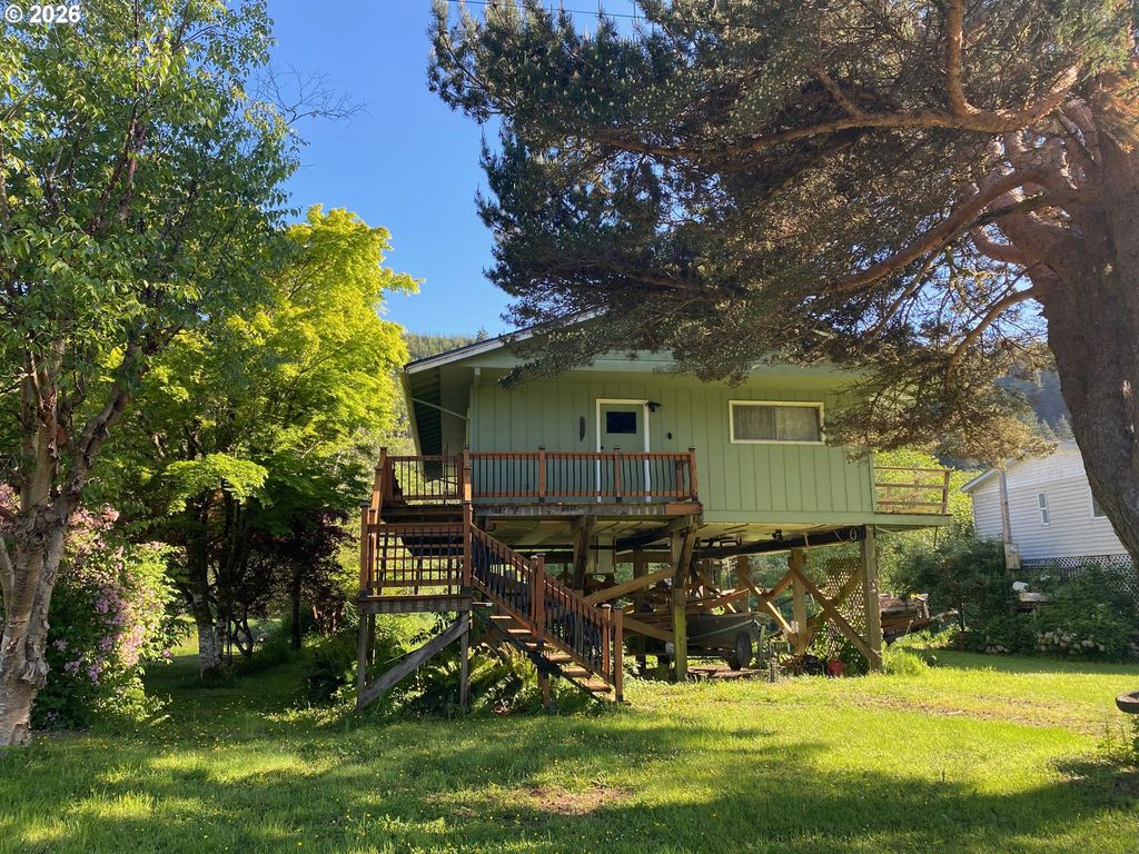 5944 S RIVER Loop, Lincoln City, OR 97367