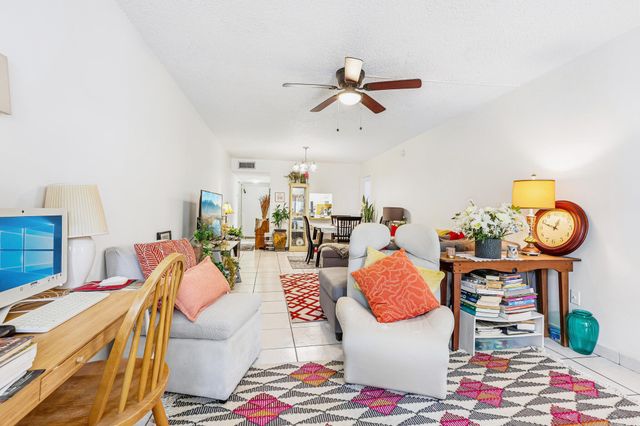6941 Carlyle Avenue 2e, Miami Beach, FL 33141