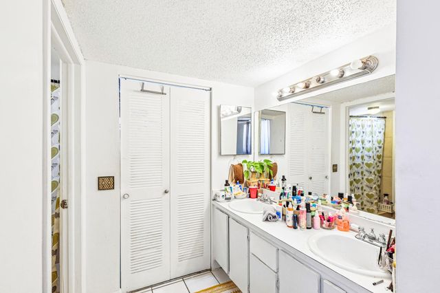 6941 Carlyle Avenue 2e, Miami Beach, FL 33141