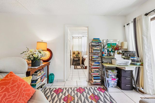 6941 Carlyle Avenue 2e, Miami Beach, FL 33141