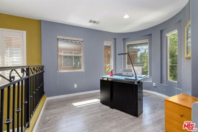 7636 Balasiano Avenue, West Hills, CA 91304