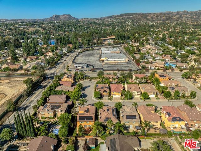 7636 Balasiano Avenue, West Hills, CA 91304