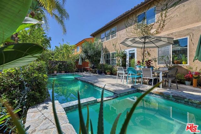 7636 Balasiano Avenue, West Hills, CA 91304