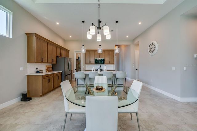 887 LAKE HILL WAY, Deland, FL 32724