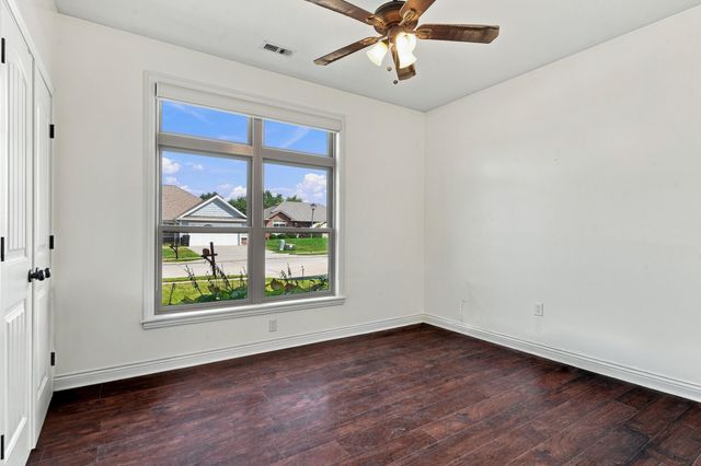3700 ATWOOD CT, Columbia, MO 65202