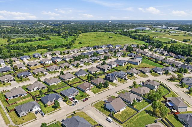 3700 ATWOOD CT, Columbia, MO 65202