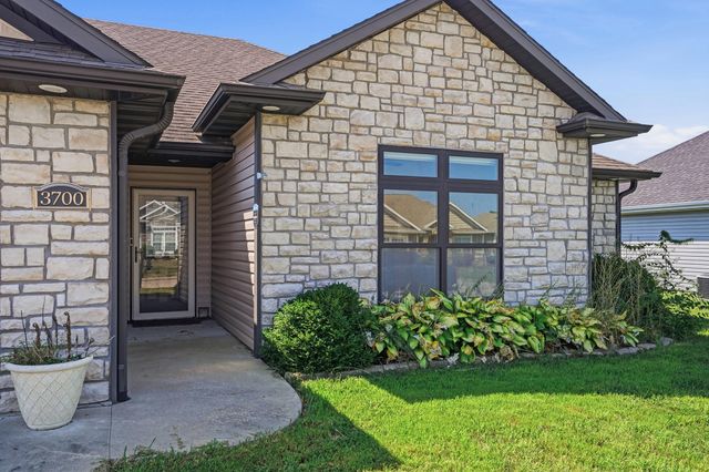 3700 ATWOOD CT, Columbia, MO 65202