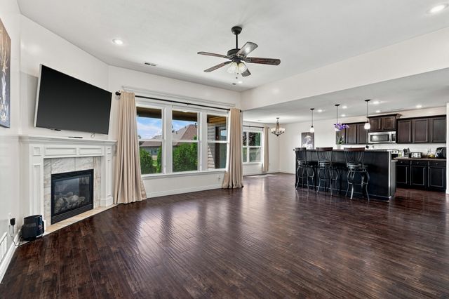 3700 ATWOOD CT, Columbia, MO 65202