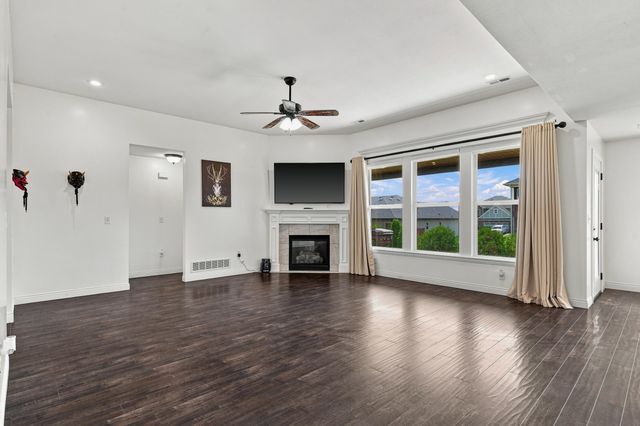 3700 ATWOOD CT, Columbia, MO 65202