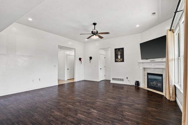 3700 ATWOOD CT, Columbia, MO 65202