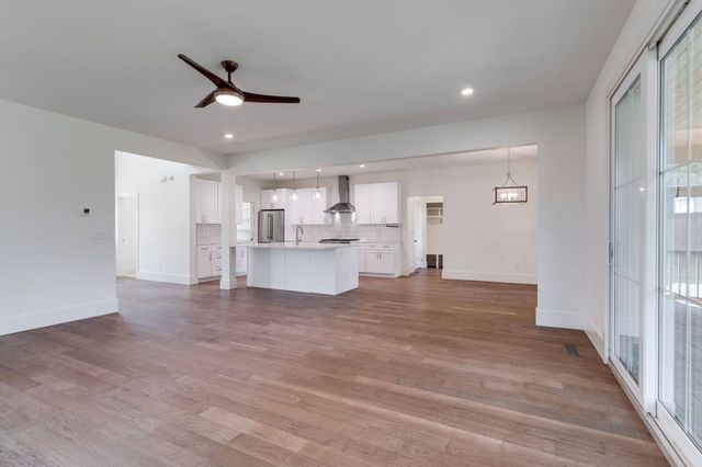 3011 Harlin Dr, Nashville, TN 37211