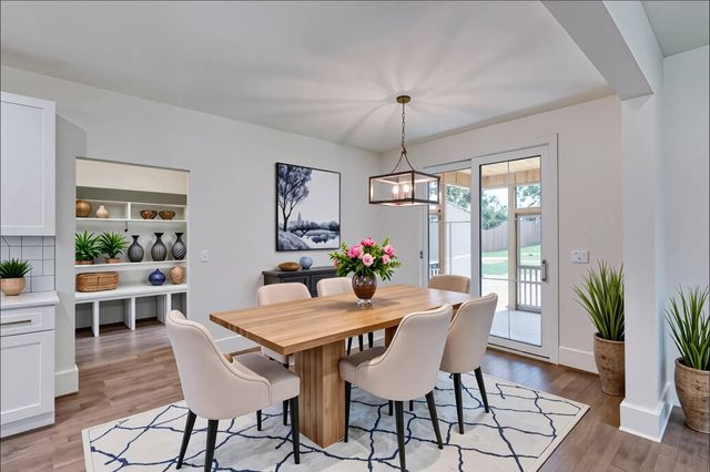 3011 Harlin Dr, Nashville, TN 37211