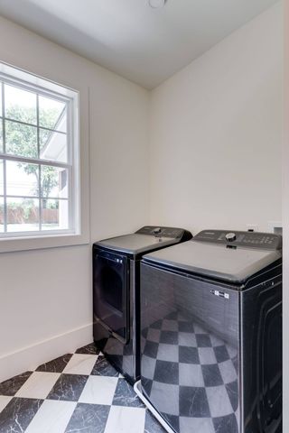 3011 Harlin Dr, Nashville, TN 37211