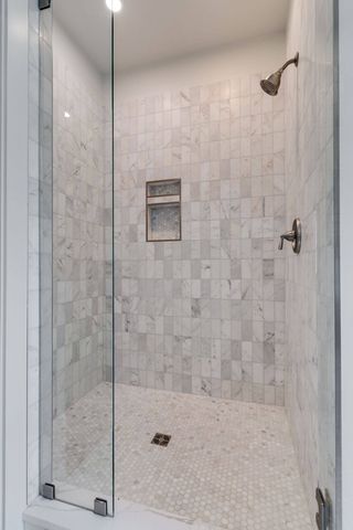 3011 Harlin Dr, Nashville, TN 37211