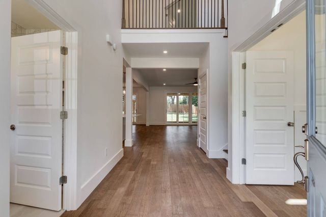 3011 Harlin Dr, Nashville, TN 37211