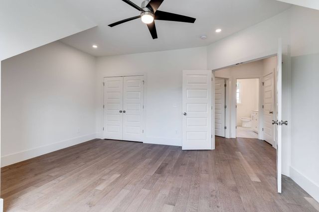 3011 Harlin Dr, Nashville, TN 37211