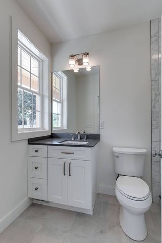 3011 Harlin Dr, Nashville, TN 37211