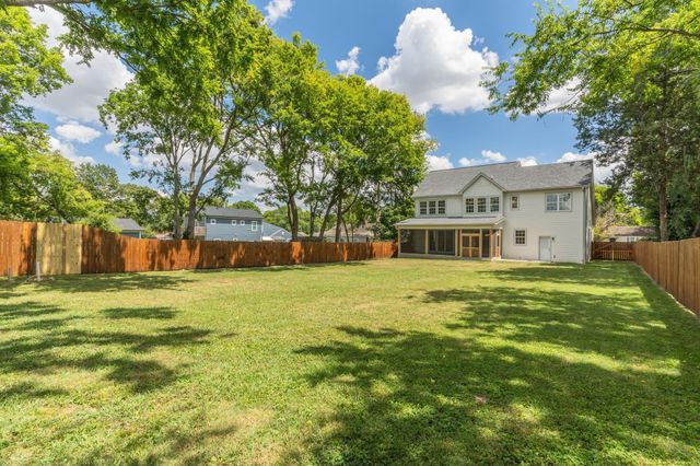 3011 Harlin Dr, Nashville, TN 37211