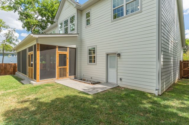 3011 Harlin Dr, Nashville, TN 37211