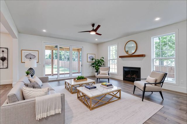 3011 Harlin Dr, Nashville, TN 37211