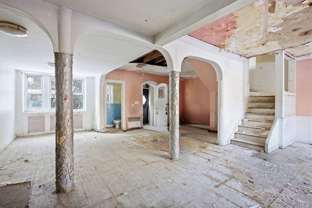 27 E 18th Street Building, New York City, NY 11226