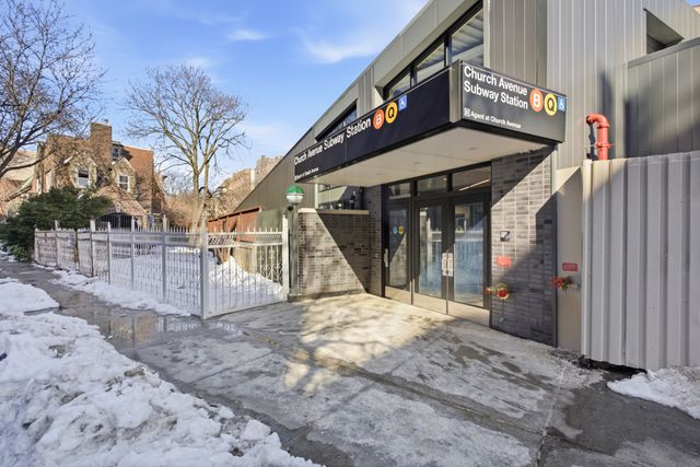 27 E 18th Street Building, New York City, NY 11226