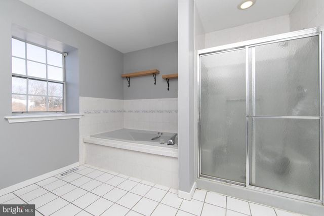 131 CROSSINGS WAY, Lindenwold, NJ 08021