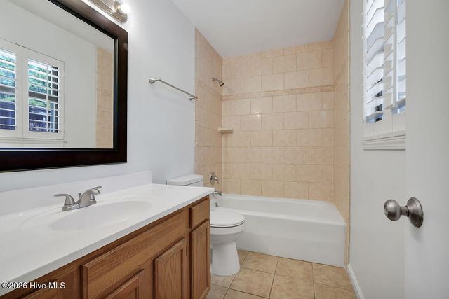 207 Whispering Pines Court, Hampstead, NC 28443