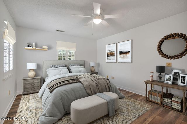 207 Whispering Pines Court, Hampstead, NC 28443