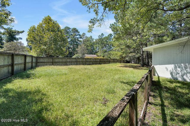 207 Whispering Pines Court, Hampstead, NC 28443