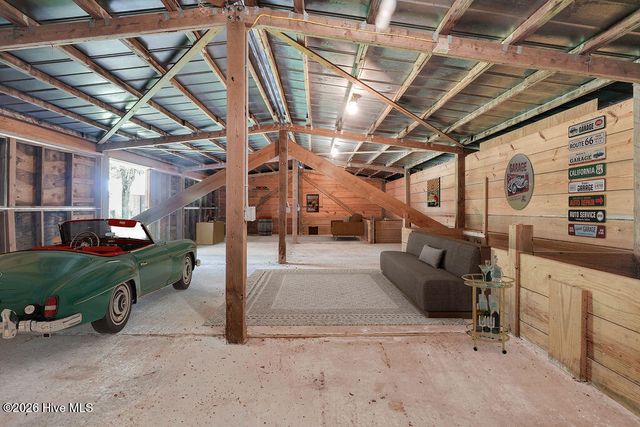 207 Whispering Pines Court, Hampstead, NC 28443