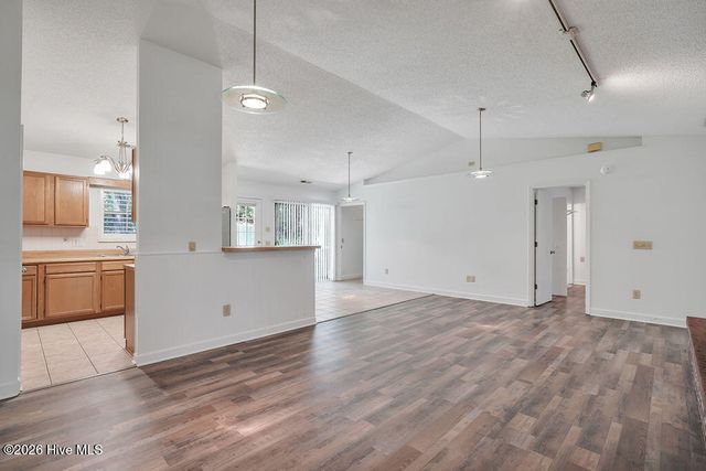 207 Whispering Pines Court, Hampstead, NC 28443