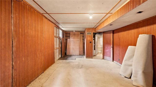 1307 N 32nd Street, Renton, WA 98056