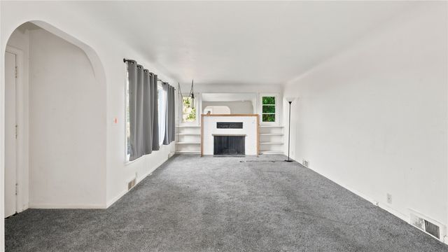 1307 N 32nd Street, Renton, WA 98056