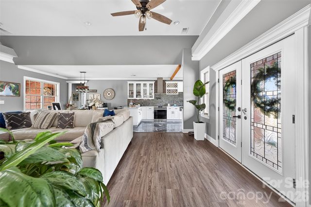 210 florham Drive, Dallas, NC 28034