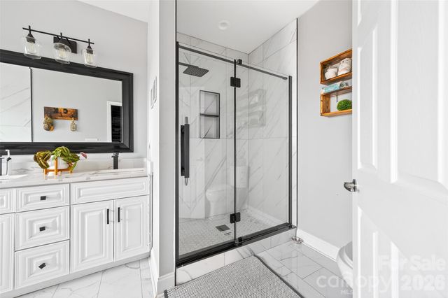 210 florham Drive, Dallas, NC 28034