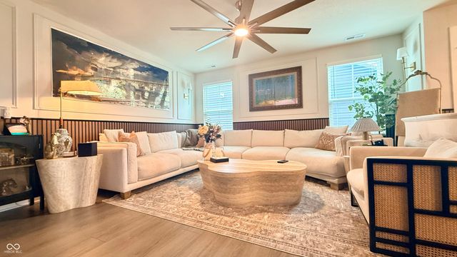 2221 Wonder Creek Drive, Whitestown, IN 46075