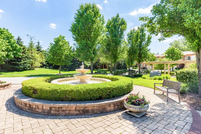 330 Veneto, Bloomingdale, IL 60108