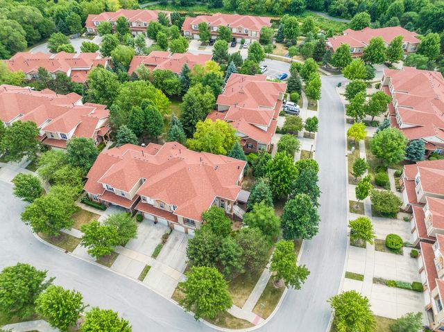 330 Veneto, Bloomingdale, IL 60108
