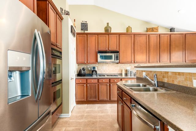 330 Veneto, Bloomingdale, IL 60108