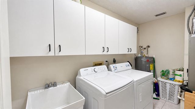 5157 SANDY BEACH AVENUE, Sarasota, FL 34242