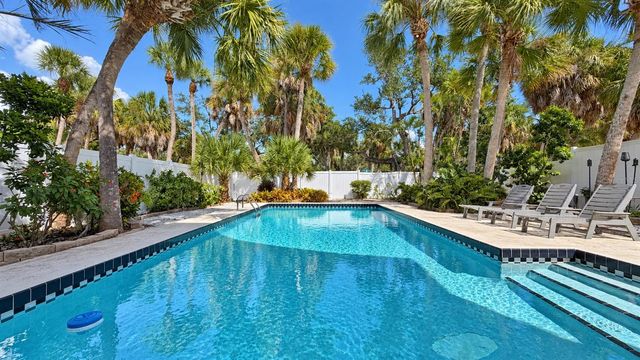 5157 SANDY BEACH AVENUE, Sarasota, FL 34242