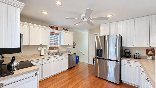 5157 SANDY BEACH AVENUE, Sarasota, FL 34242
