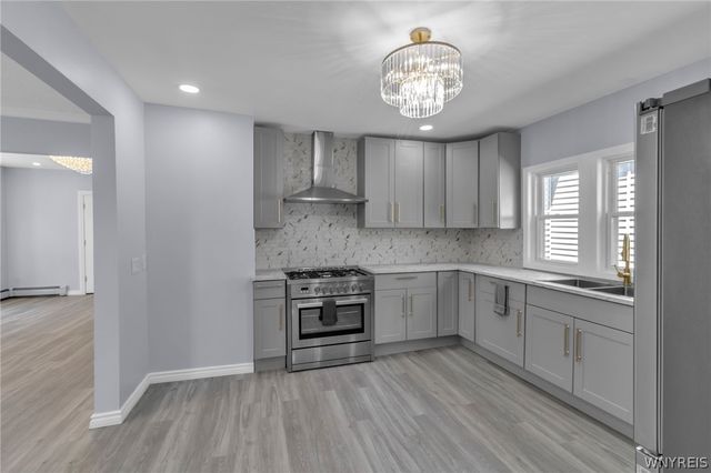 227 Wheatfield St, North Tonawanda, NY 14120