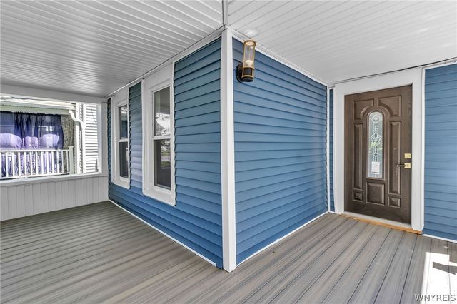 227 Wheatfield St, North Tonawanda, NY 14120