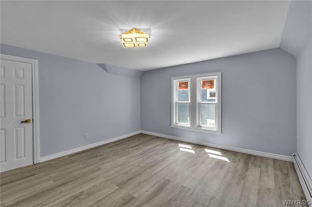 227 Wheatfield St, North Tonawanda, NY 14120