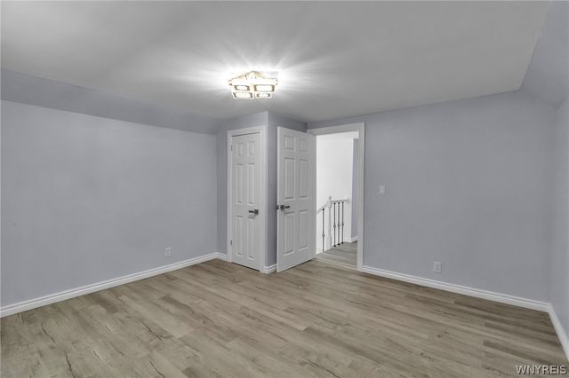 227 Wheatfield St, North Tonawanda, NY 14120