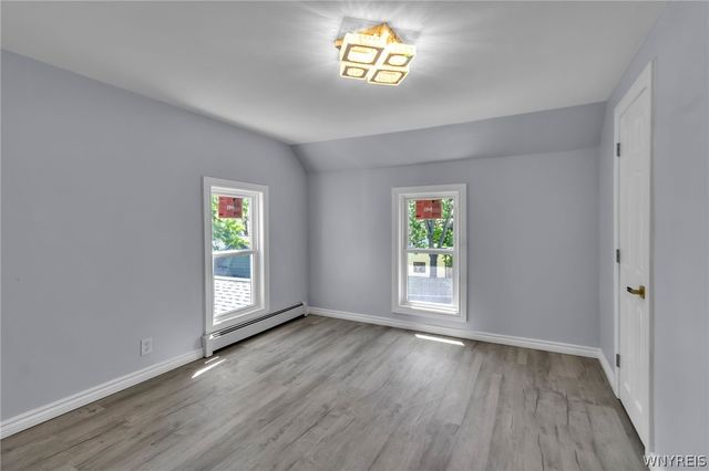 227 Wheatfield St, North Tonawanda, NY 14120