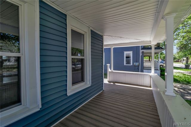 227 Wheatfield St, North Tonawanda, NY 14120