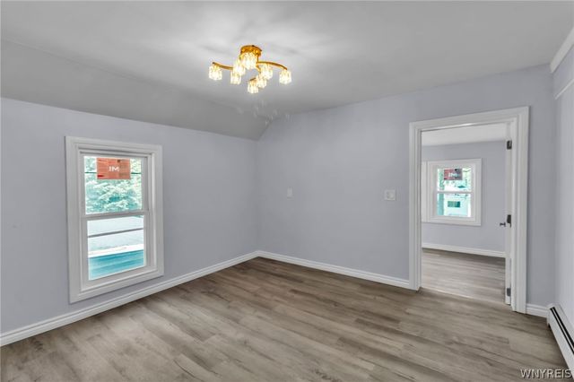 227 Wheatfield St, North Tonawanda, NY 14120